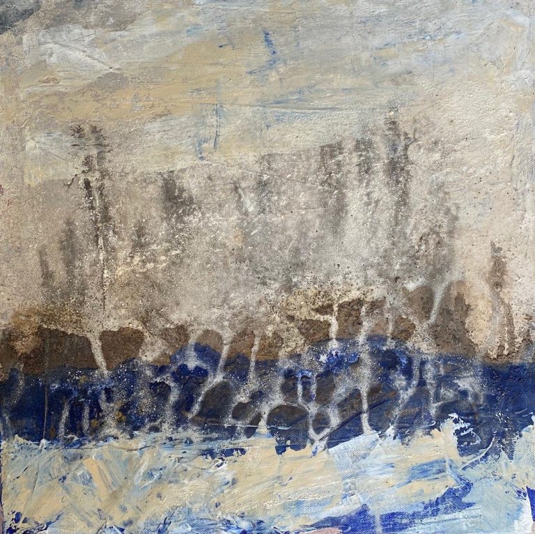 Abstrakte Darstellung von Wasser mit sanften Blautönen und erdigen Farben.